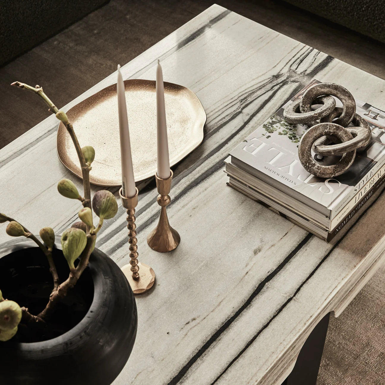 The Enchantress Candle Stand