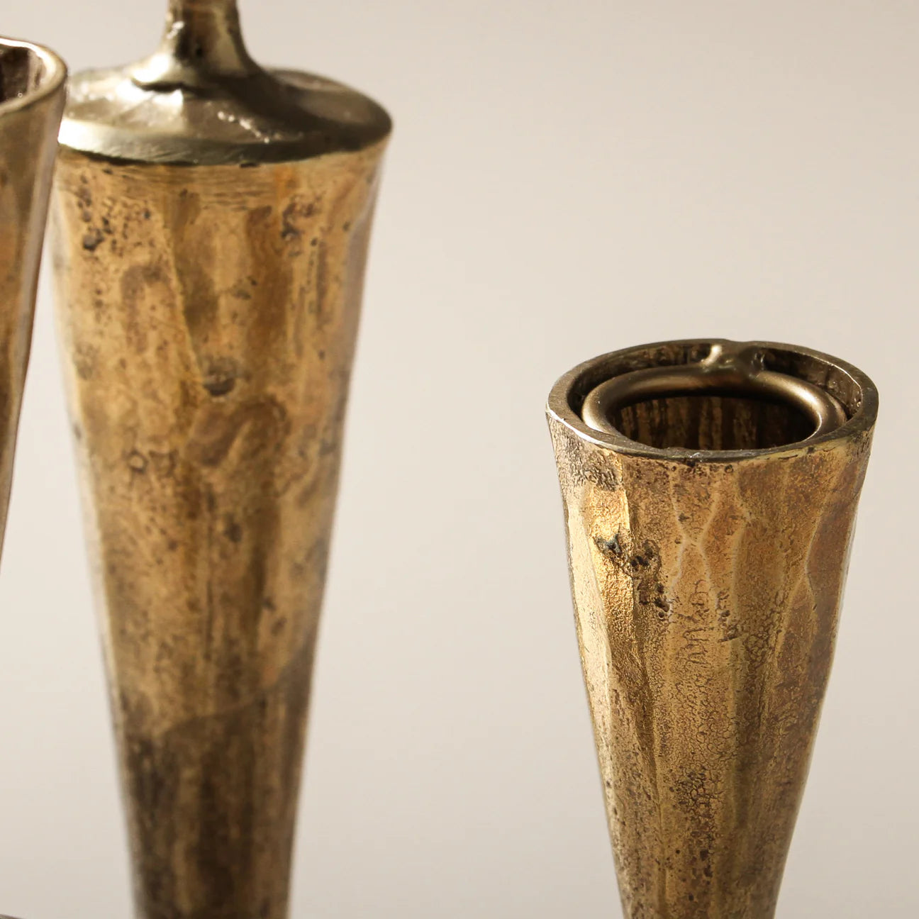 Iris Candle Stand
