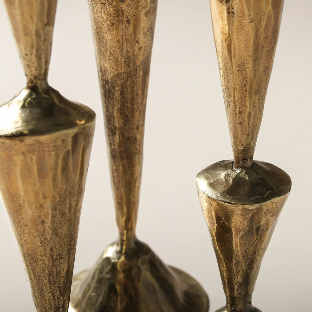 Iris Candle Stand