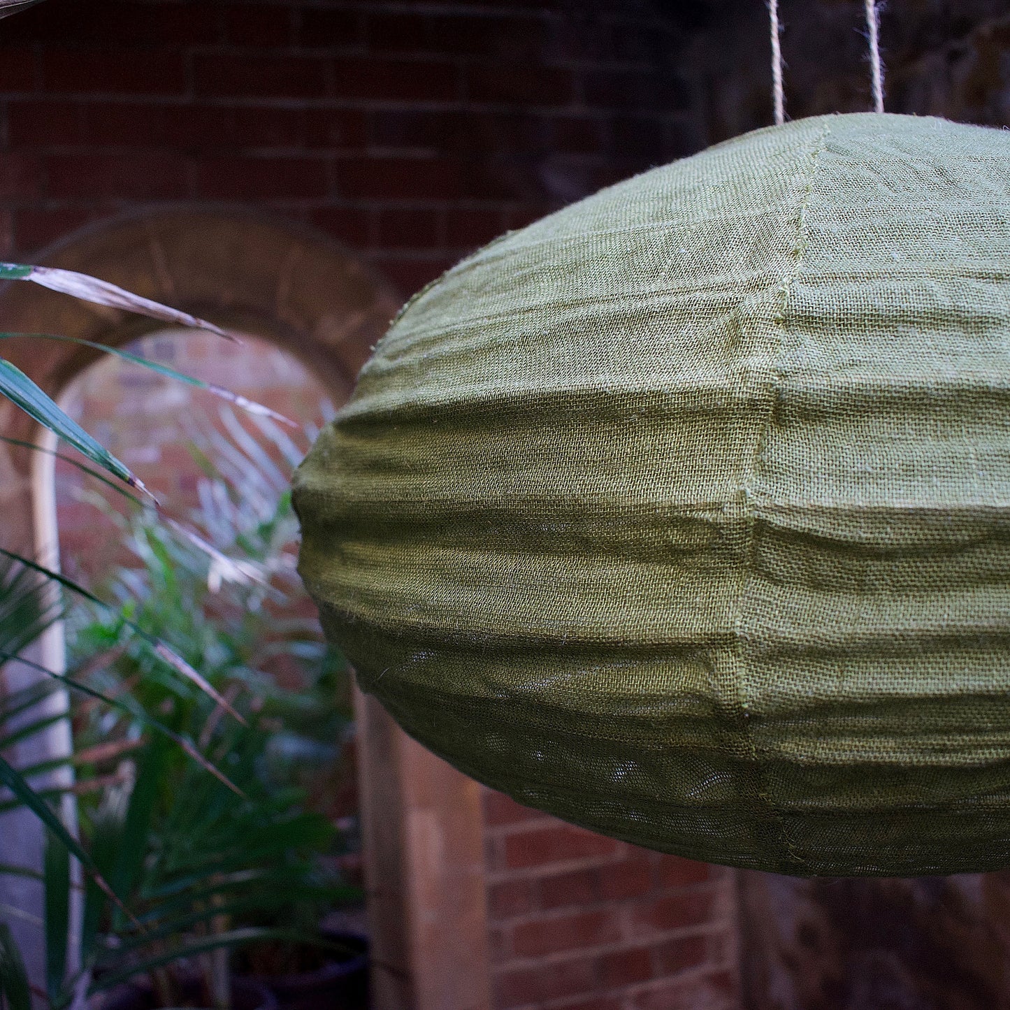 Nube Linen Oval Pendant