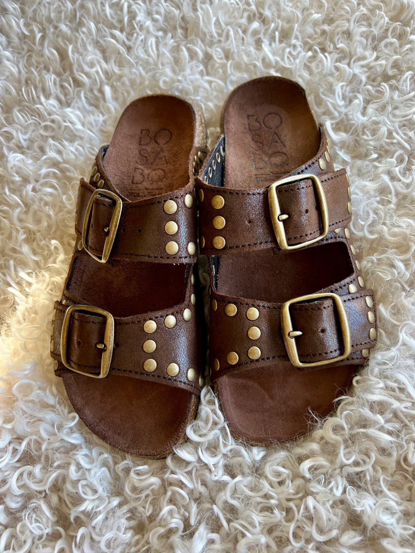 Aged Leather Slides