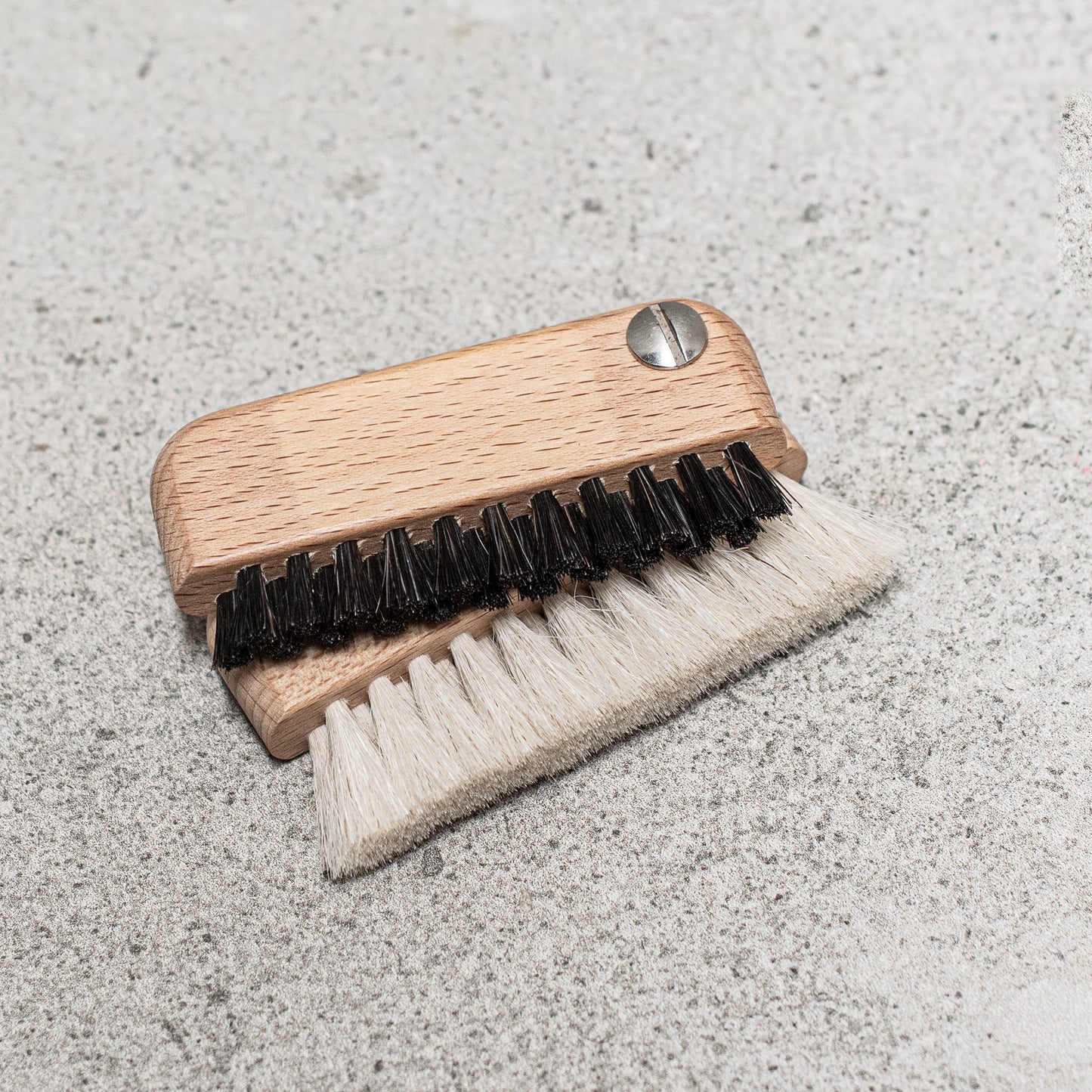 Computer brush