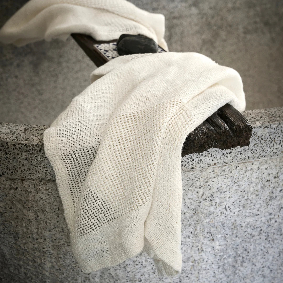 Mayla Hand Loom Woven Linen Hand Towel Ivory