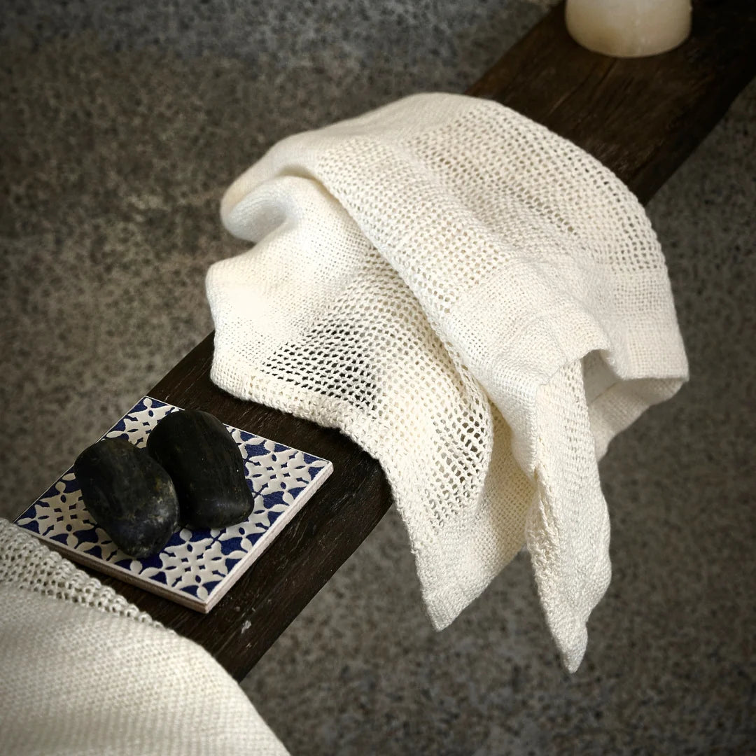 Mayla Hand Loom Woven Linen Hand Towel Ivory