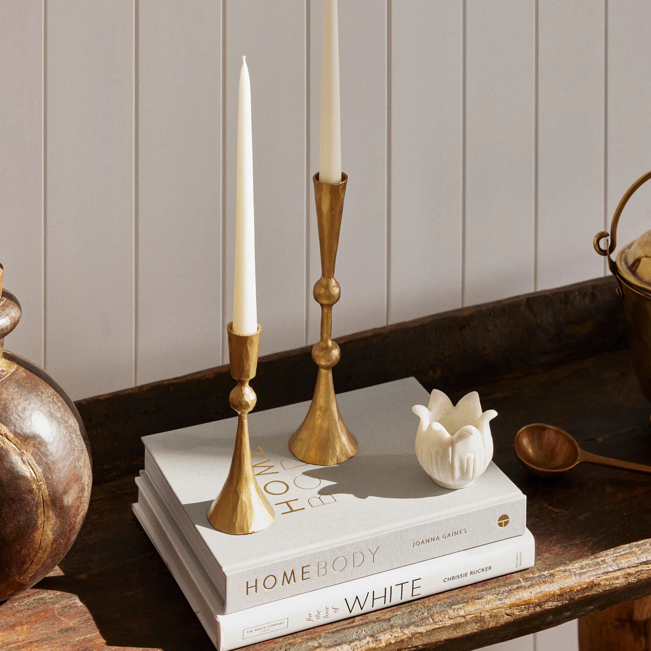 The Enchantress Candle Stand