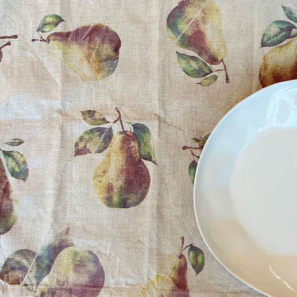 Como Table Linen - Pear