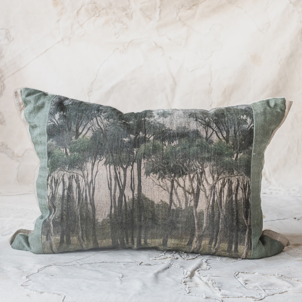 Manosque Cushions