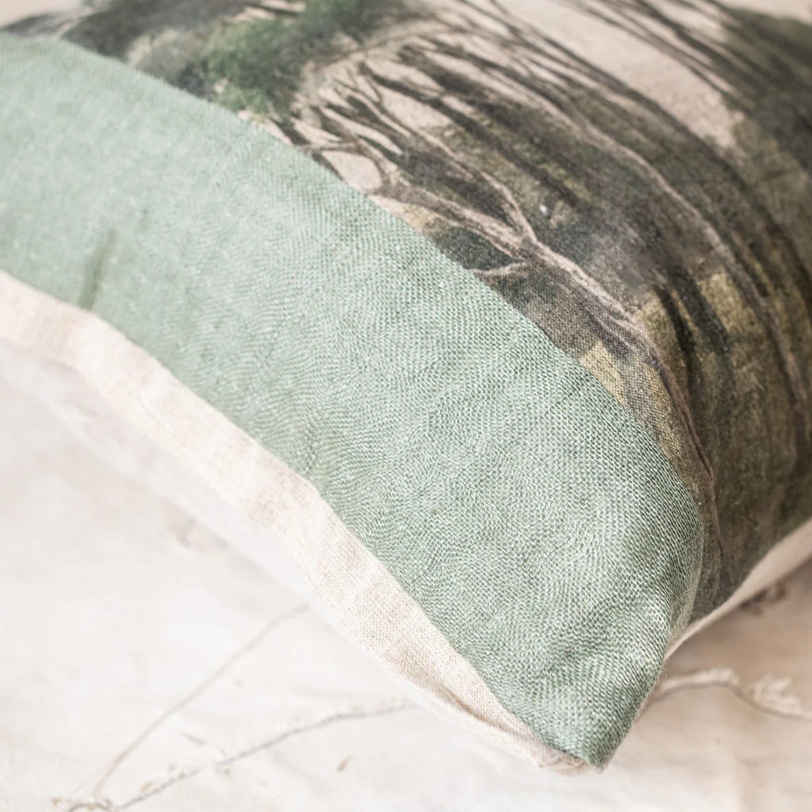 Manosque Cushions