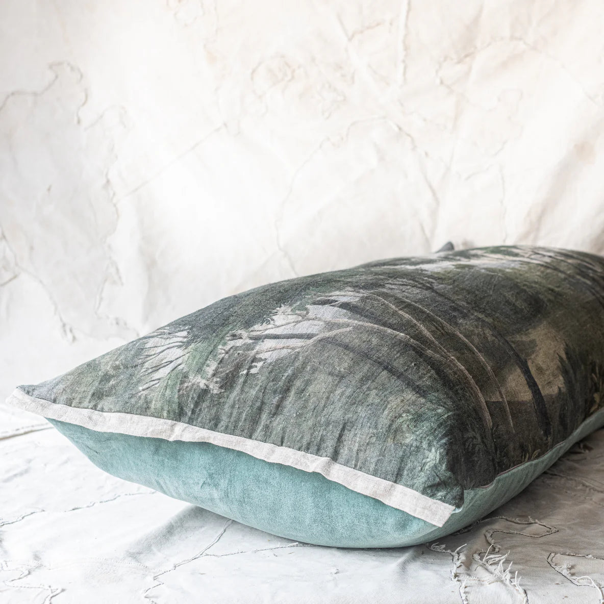 Manosque Cushion