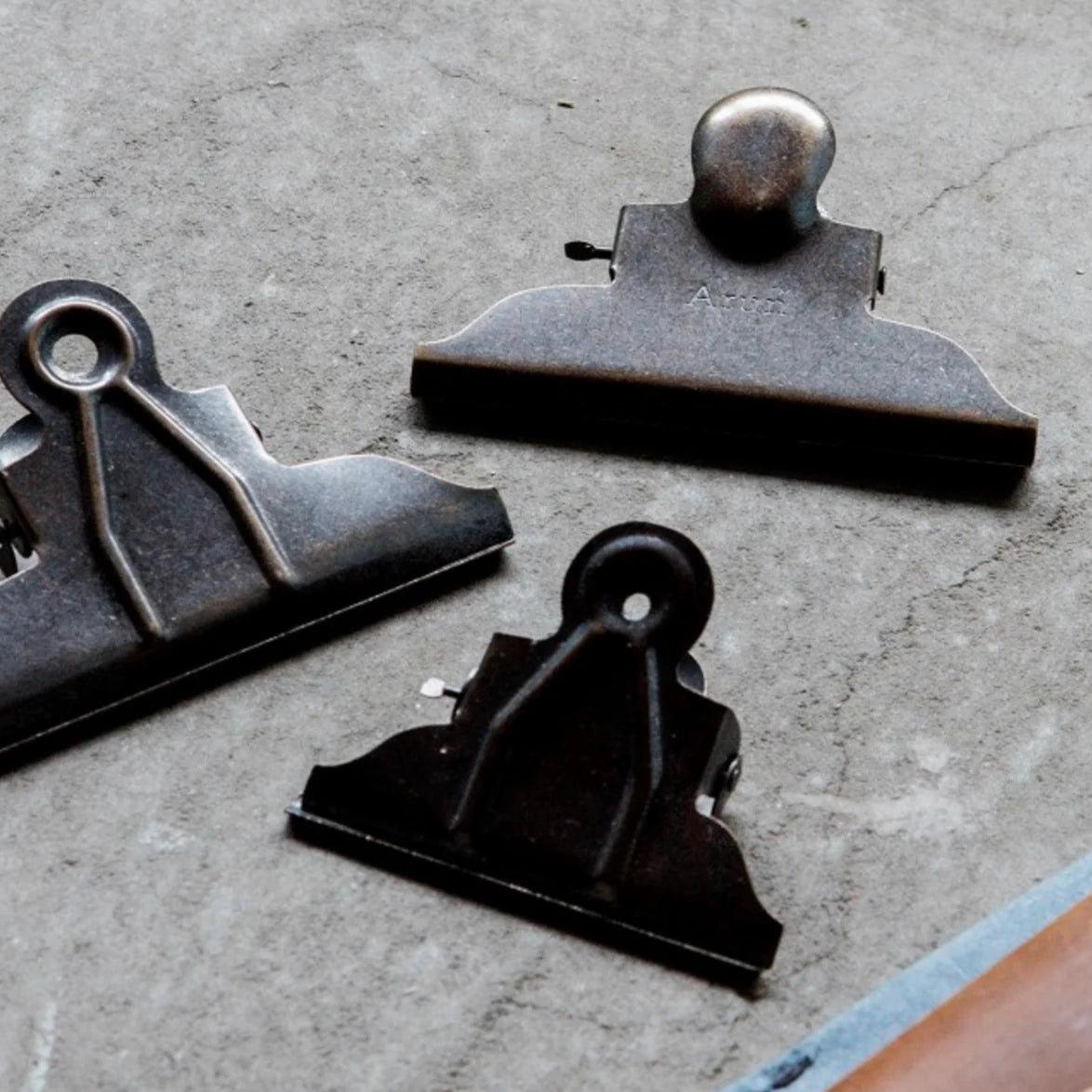 Bull Clips