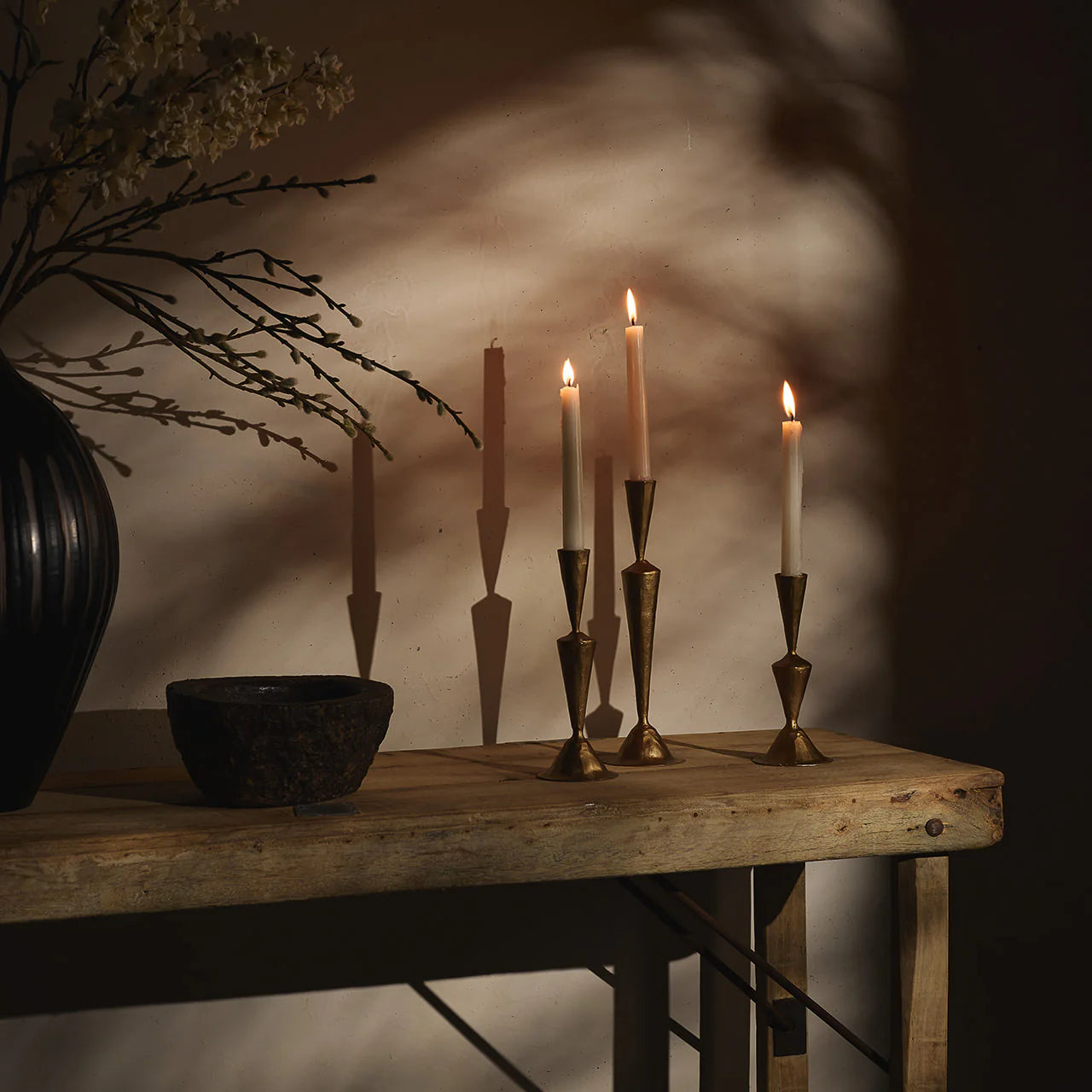 Iris Candle Stand