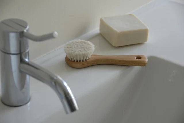 Face Brush - Goat Hair