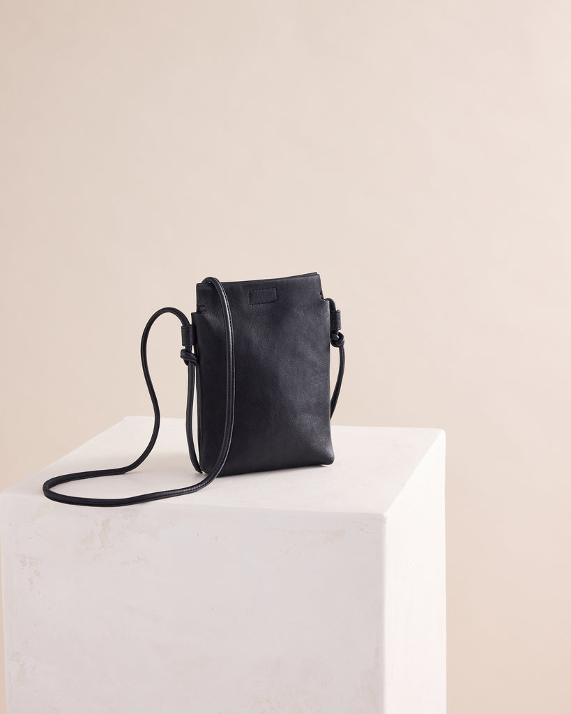 Marina Pouch