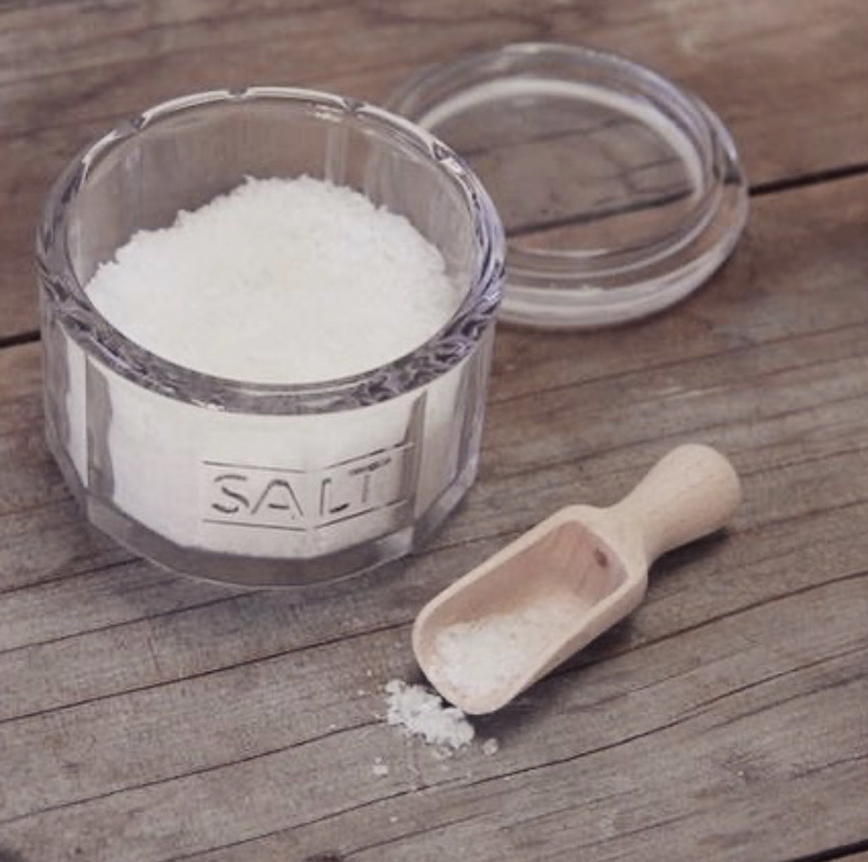 Glass Salt Pot with Wooden Scoop