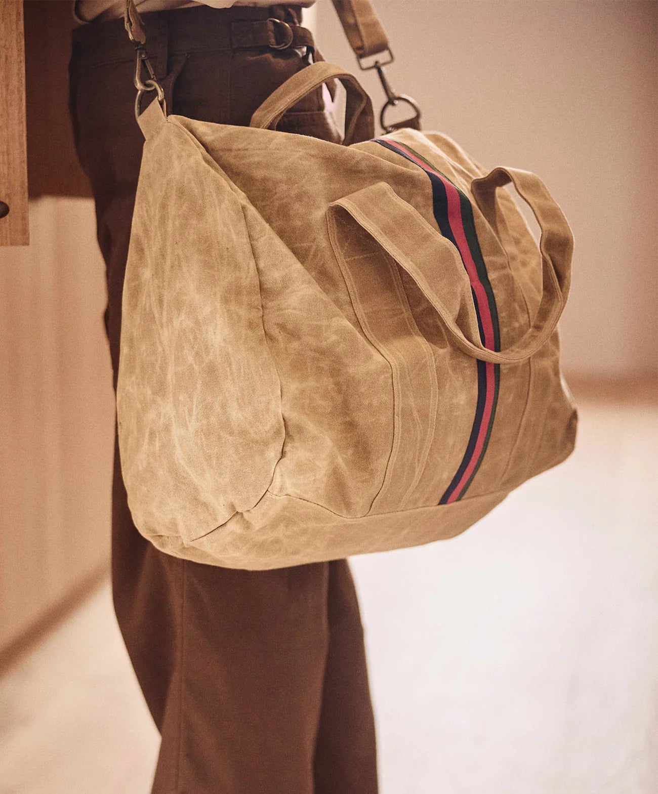 Escapee Overnight Bag