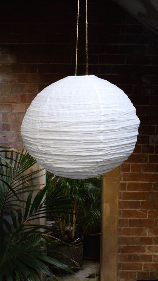 Mōna Linen Pendant