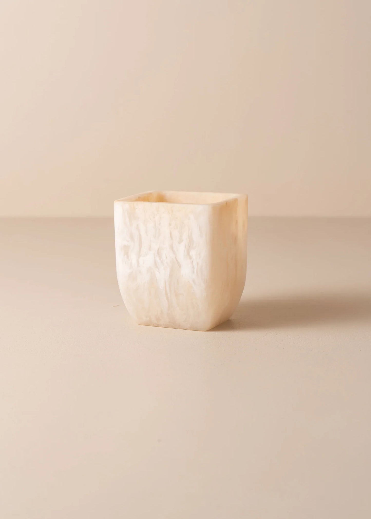 Flow Resin Toothbrush Holder
