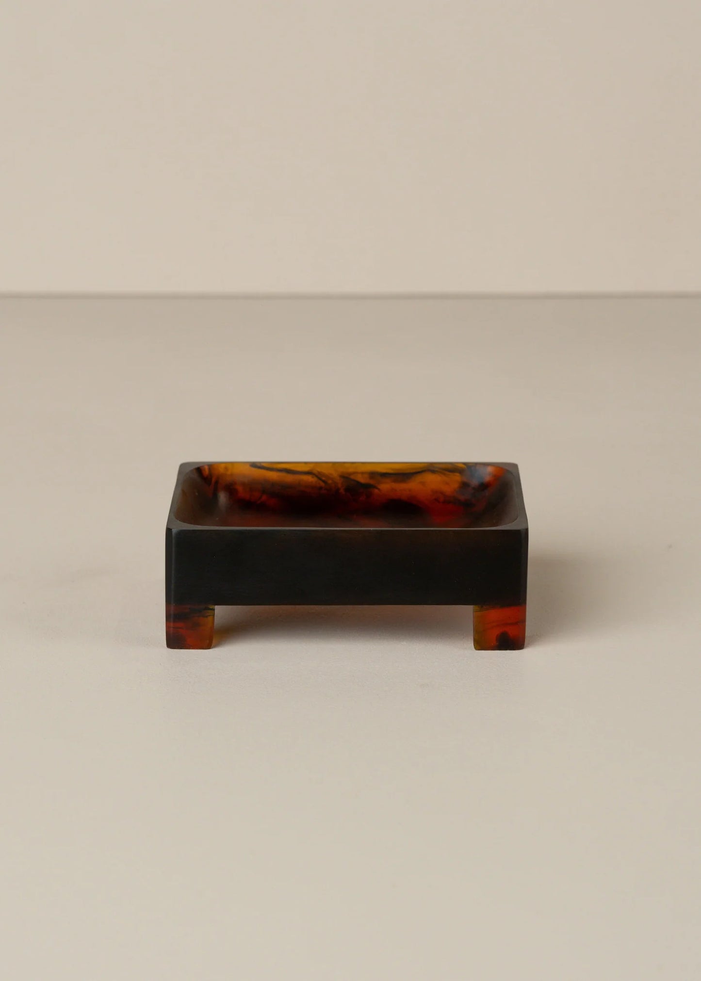 Flow Resin Structured Soap Dish