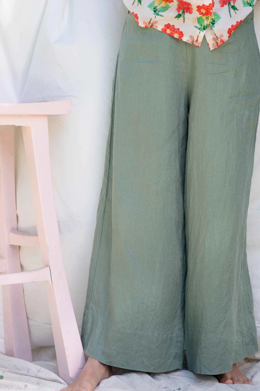 Ollie Pant