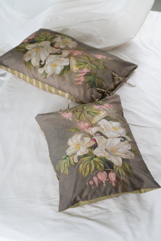 Tiger Lillies Organic Pillowcase Set