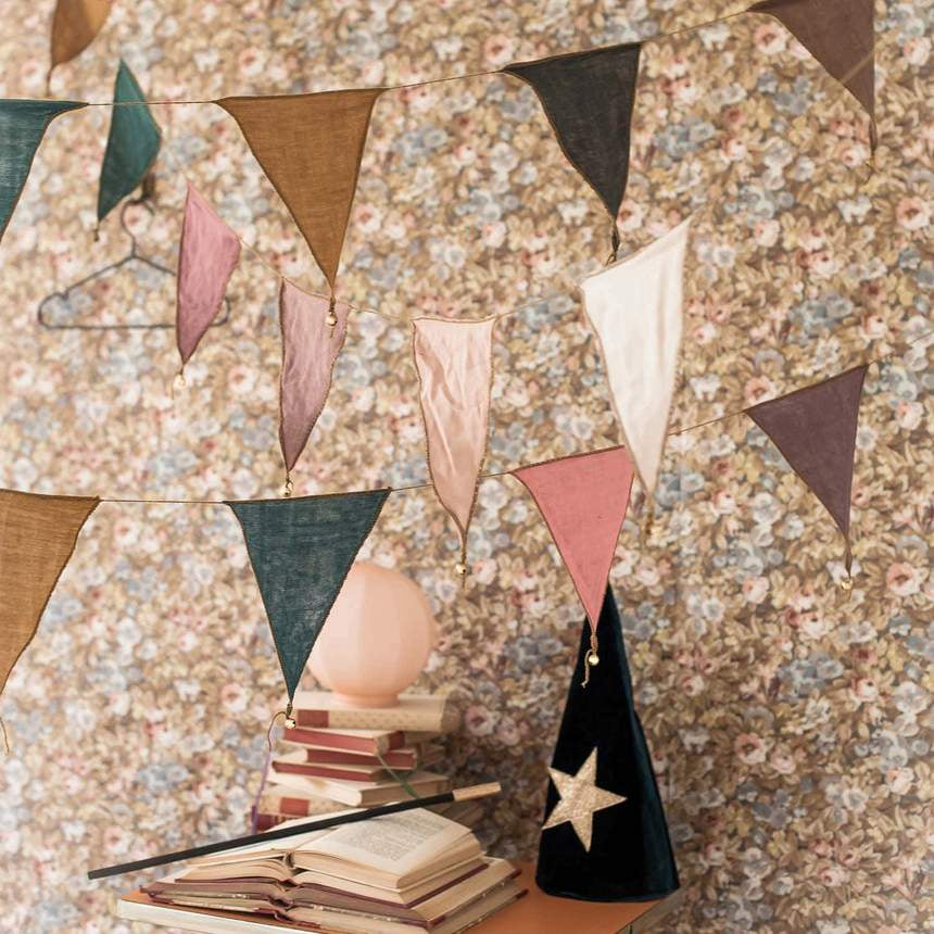 Numero 74  Bunting Garland