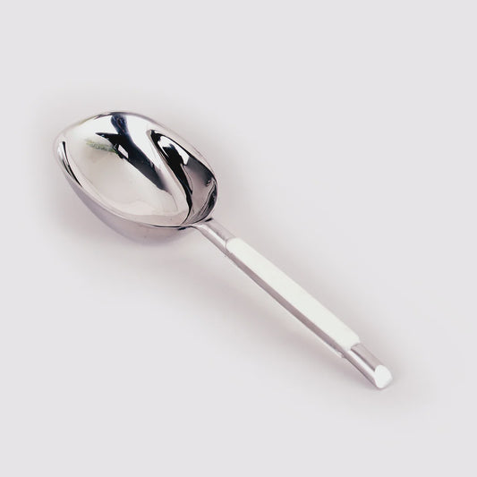 Serving Scoop